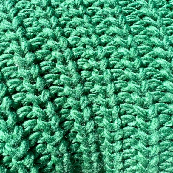 H&M Green Cropped Sweater - Picture 3 of 3